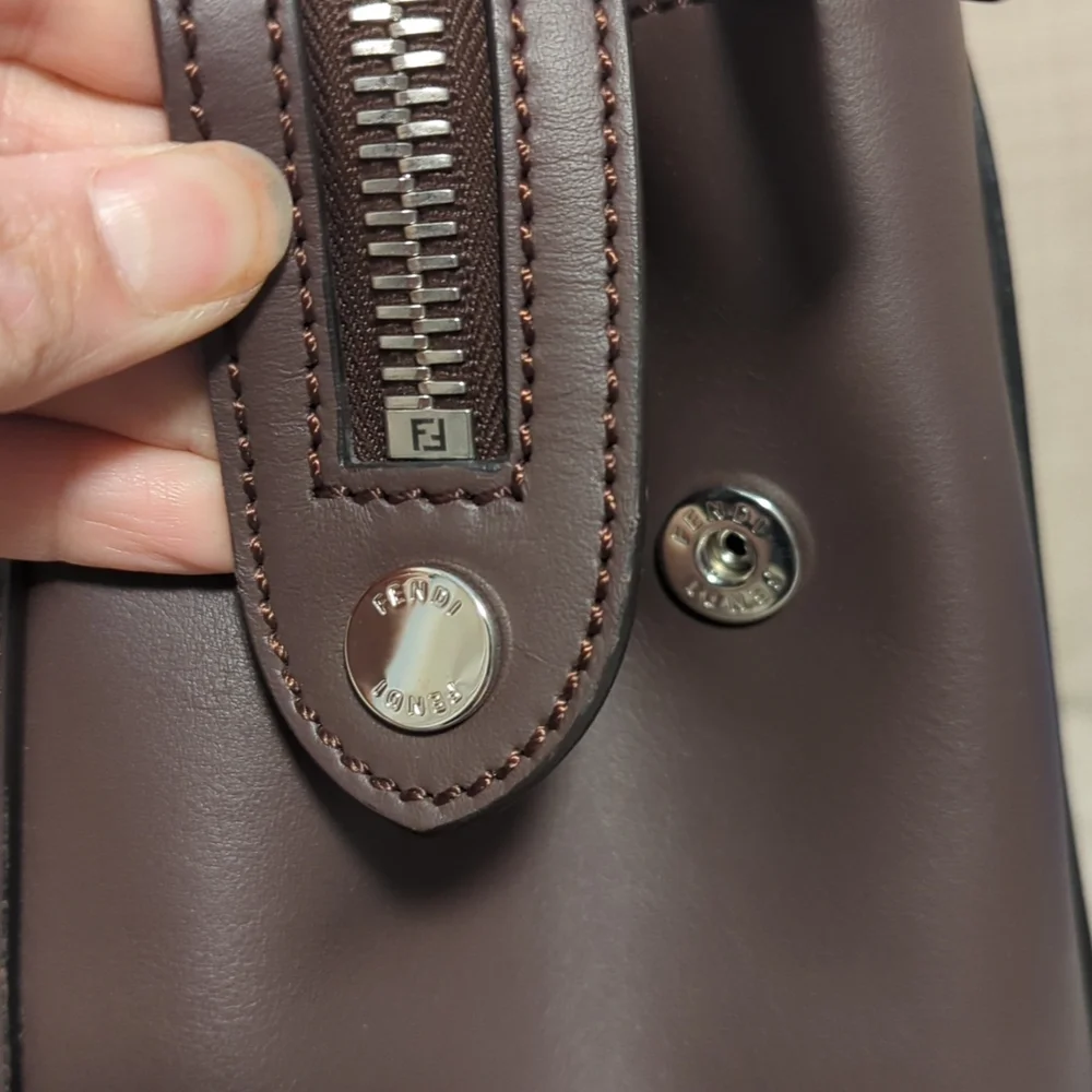 Fendi Chocolate Brown Leather Shoulder Bag with Silver Hardware - Picture 4 of 16